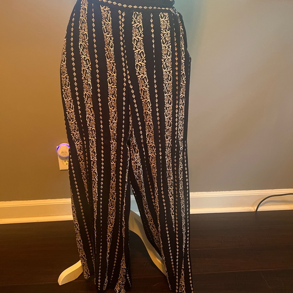 Angie Black and Cream Wide Leg Pants